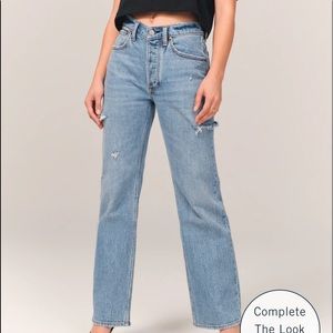 ABERCROMBIE AND FITCH 90s BAGGY LOW RISE JEANS